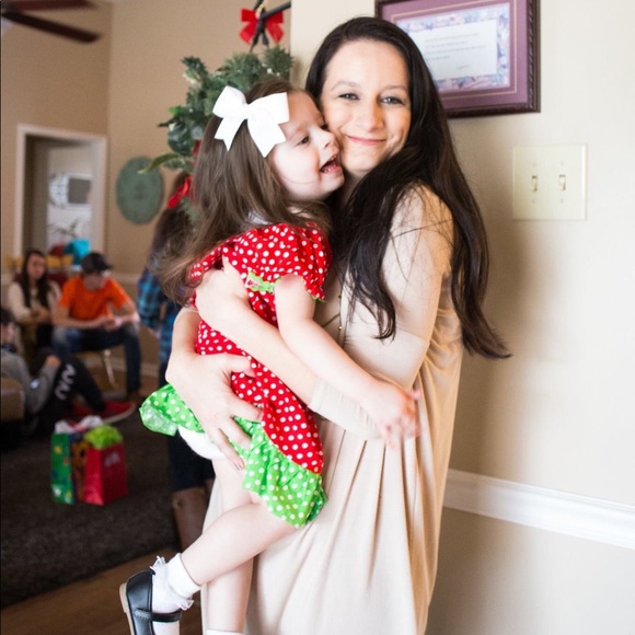 Meet your Posher, Tiffany - Picture 6 of 6